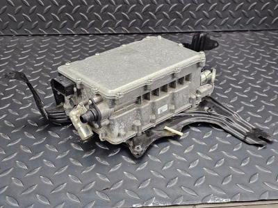 BMW 2 Series, X5 Battery Voltage Converter Inverter