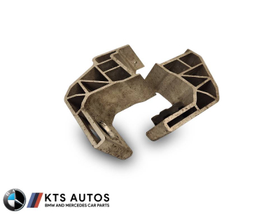 Mercedes-Benz C-Class Radiator Mount Bracket Pair