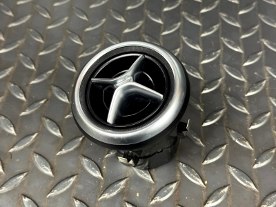 Mercedes-Benz A-Class Dashboard Air Vent
