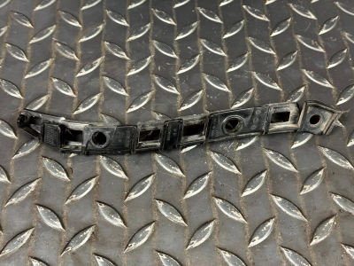 Mercedes-Benz A-Class Rear Right Bumper Bracket
