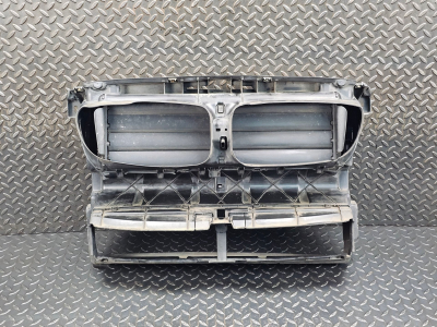 BMW 5 Series Front Slam Panel Air Duct
