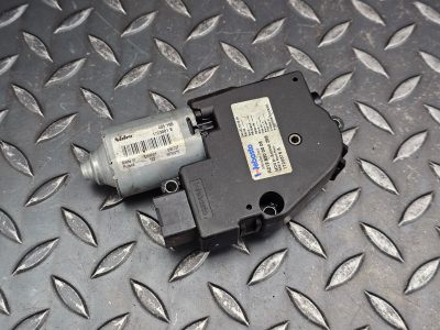 Mercedes-Benz C-Class, E-Class Sunroof Motor