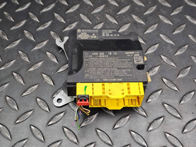 Mercedes-Benz C-Class Control Module