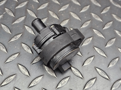 Mercedes-Benz C-Class Auxiliary Water Pump