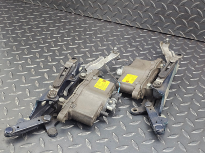 BMW 5 Series, 7 Series Bonnet Pedestrian Protection Actuator Pair