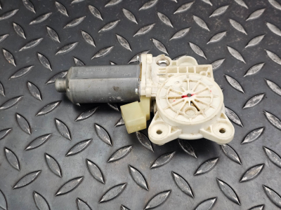 Mercedes-Benz CLK Front Left Window Motor