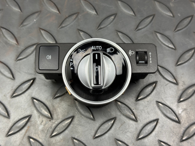 Mercedes-Benz A-Class, B-Class Headlight Control Switch