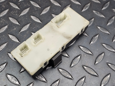 BMW 2 Series, X1, X5, 3 Series, 4 Series, X6 Tailgate Lift Control Module