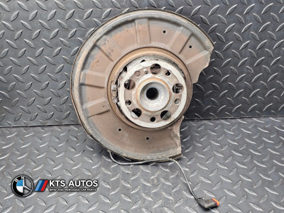Mercedes-Benz E-Class Left Rear Wheel hub Carrier