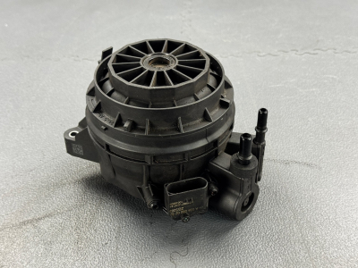 Mercedes-Benz E-Class Fuel Filter Housing