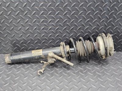 BMW X1 Front Right Shock Absorber