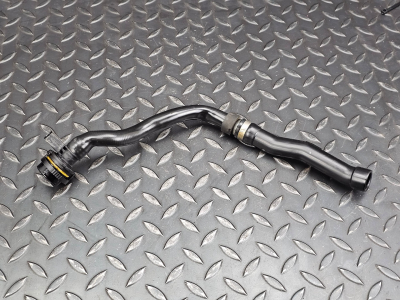 Mercedes-Benz C-Class Breather pipe