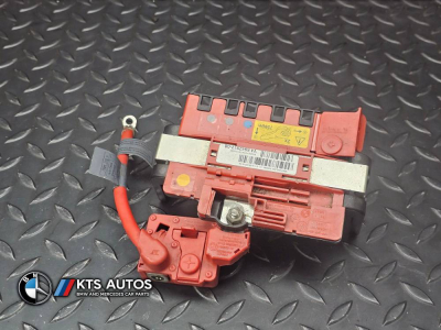 BMW 1 Series, 3 Series Power Distribution Box Fuse Box
