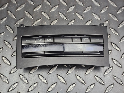 Mercedes-Benz E-Class Climate Control Panel