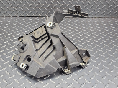 BMW X5, X6 Left Wing Bracket