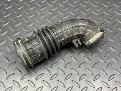 Mercedes-Benz A-Class, B-Class Air Intake Pipe