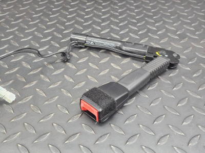 BMW 1 Series, 2 Series, 3 Series, 4 Series Front Left Seat Belt Tensioner