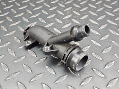 BMW 1 Series, 120i, 3 Series, 5 Series, X1, X3, Z4 Coolant Hose Connector Flange Pipe