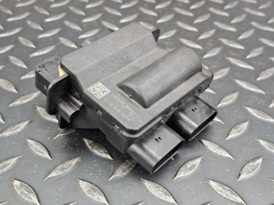 BMW X5, X6 Battery Power Distributor