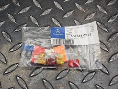 Mercedes-Benz C-Class Fuse Kit Set