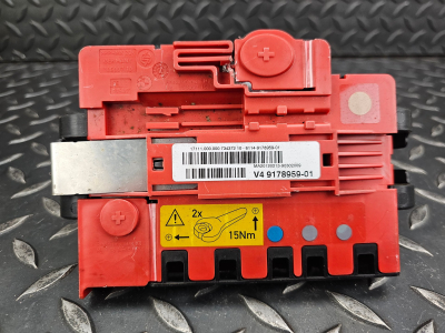 BMW X5, X6 Power Distribution Box