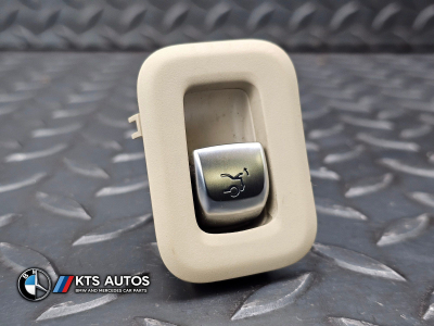 Mercedes-Benz C-Class Tailgate Switch Boot Trunk Lid Push Open Button