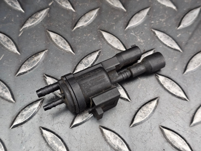 Mercedes-Benz S-Class, A-Class, C-Class, E-Class Vacuum Valve Solenoid
