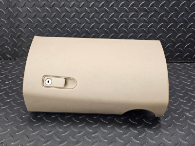 Mercedes-Benz C-Class Glove Box