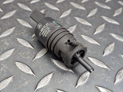 Mercedes-Benz E-Class, C-Class Windscreen Washer Pump