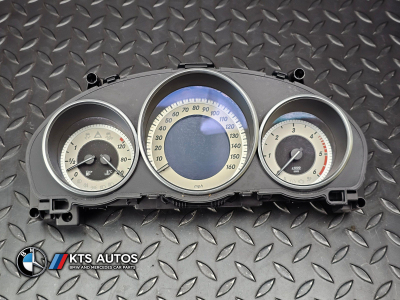 Mercedes-Benz E-Class Speedometer Instrument Cluster