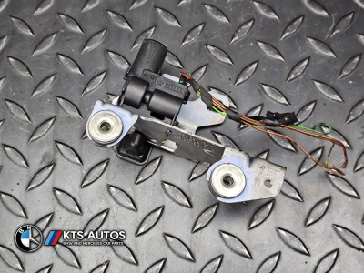 BMW 3 Series, 5 Series Rear tailgate window lock motor