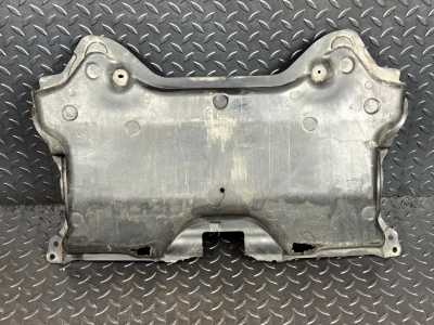Mercedes-Benz E-Class Engine Under Tray Cover