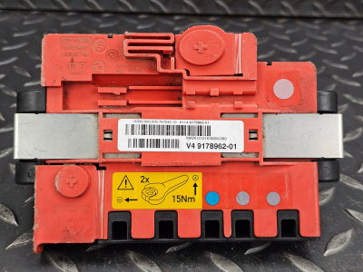 BMW X5, X6 Power Distribution Box