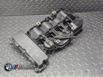 Mercedes-Benz C-Class Upper Cylinder Head Cover