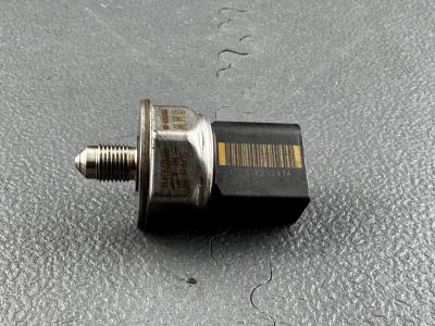 BMW 5 Series, 1 Series, 3 Series, 6 Series, 7 Series, X5, X6, Z4 Fuel Pressure Sensor
