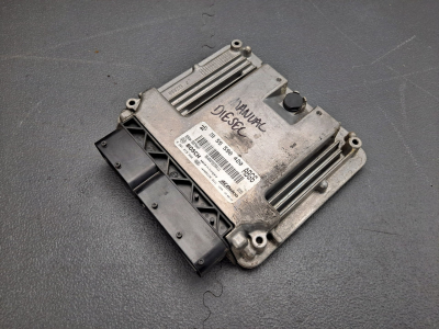 Vauxhall Engine Control Unit Ecu