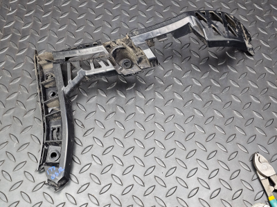 Mercedes-Benz A-Class Rear Right Bumper Bracket